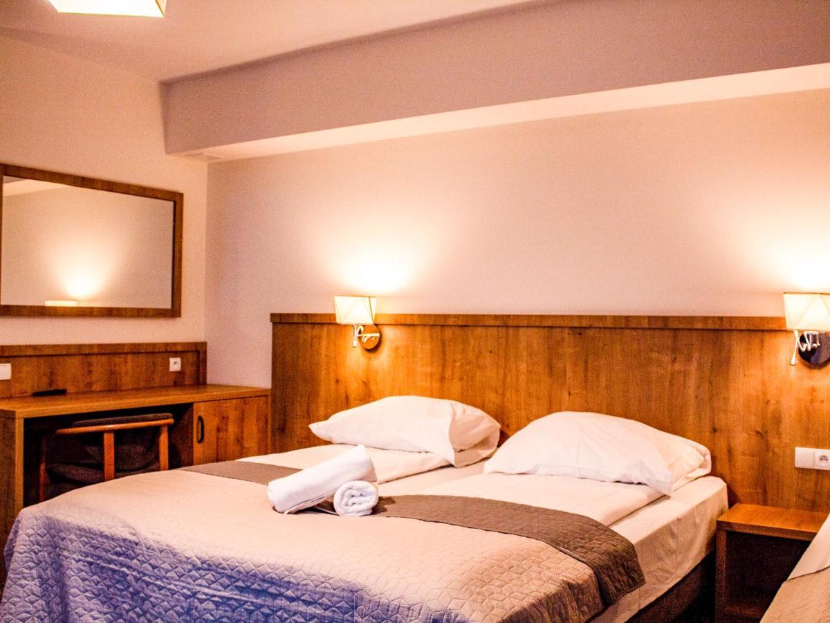 Zelazne Wrota Bed & Breakfast Бялка Татранска Екстериор снимка